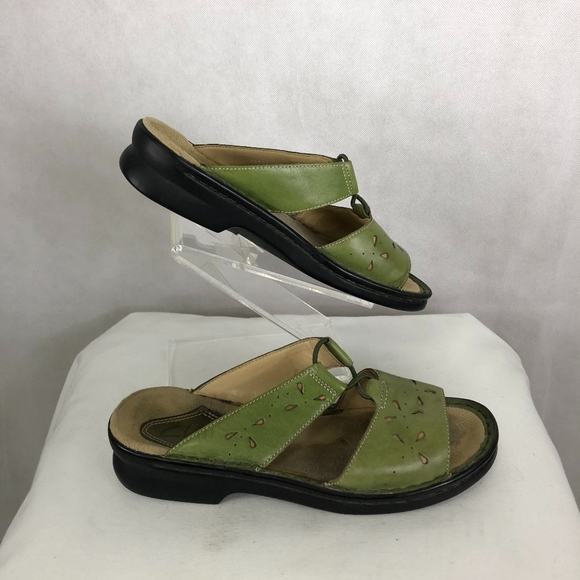 clarks olive green sandals